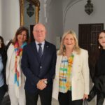 Algunos de los chefs que participan en la Ruta de la Porra de Antequera Gourmet junto con el alcalde de la localidad, Manuel Barón